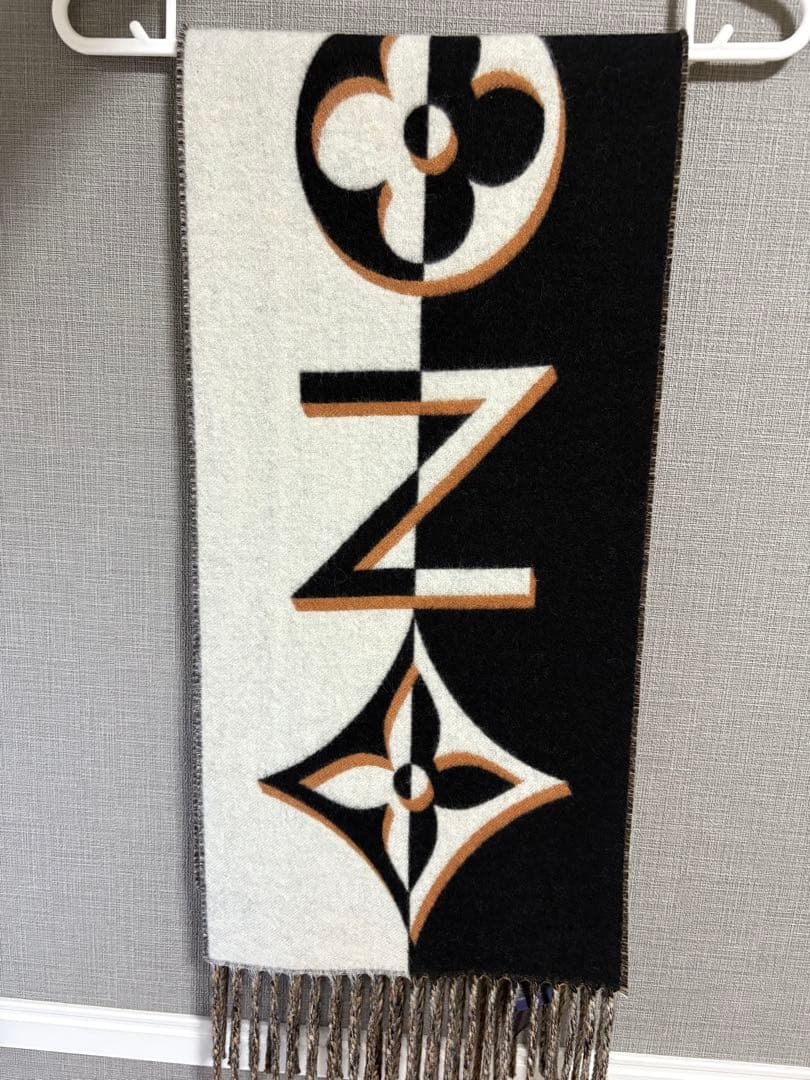 ルイヴィトン LOUIS VUITTON マフラーデュオインフィニティ新品未使用