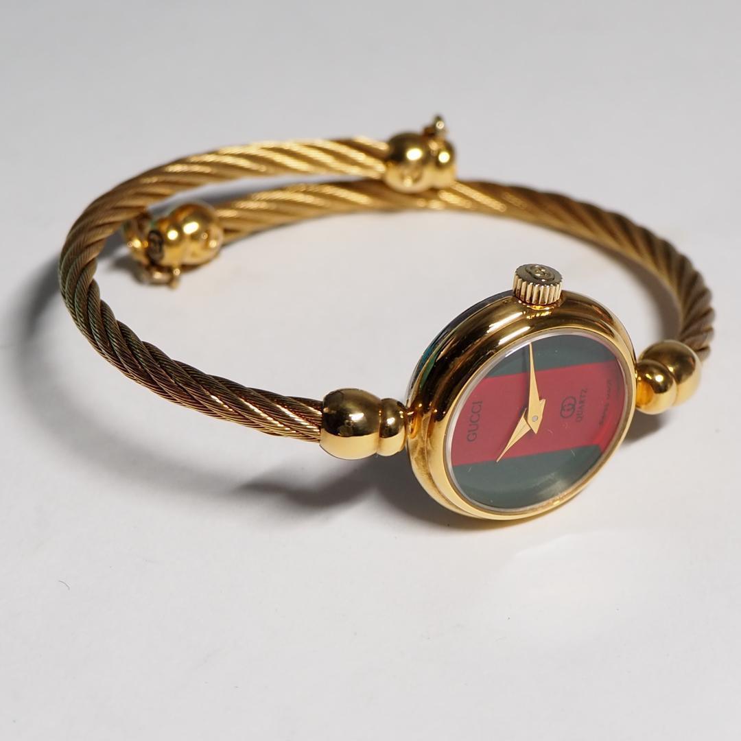 美品 グッチ GUCCI ワイヤー バングルウォッチ シェリー 腕時計 F935