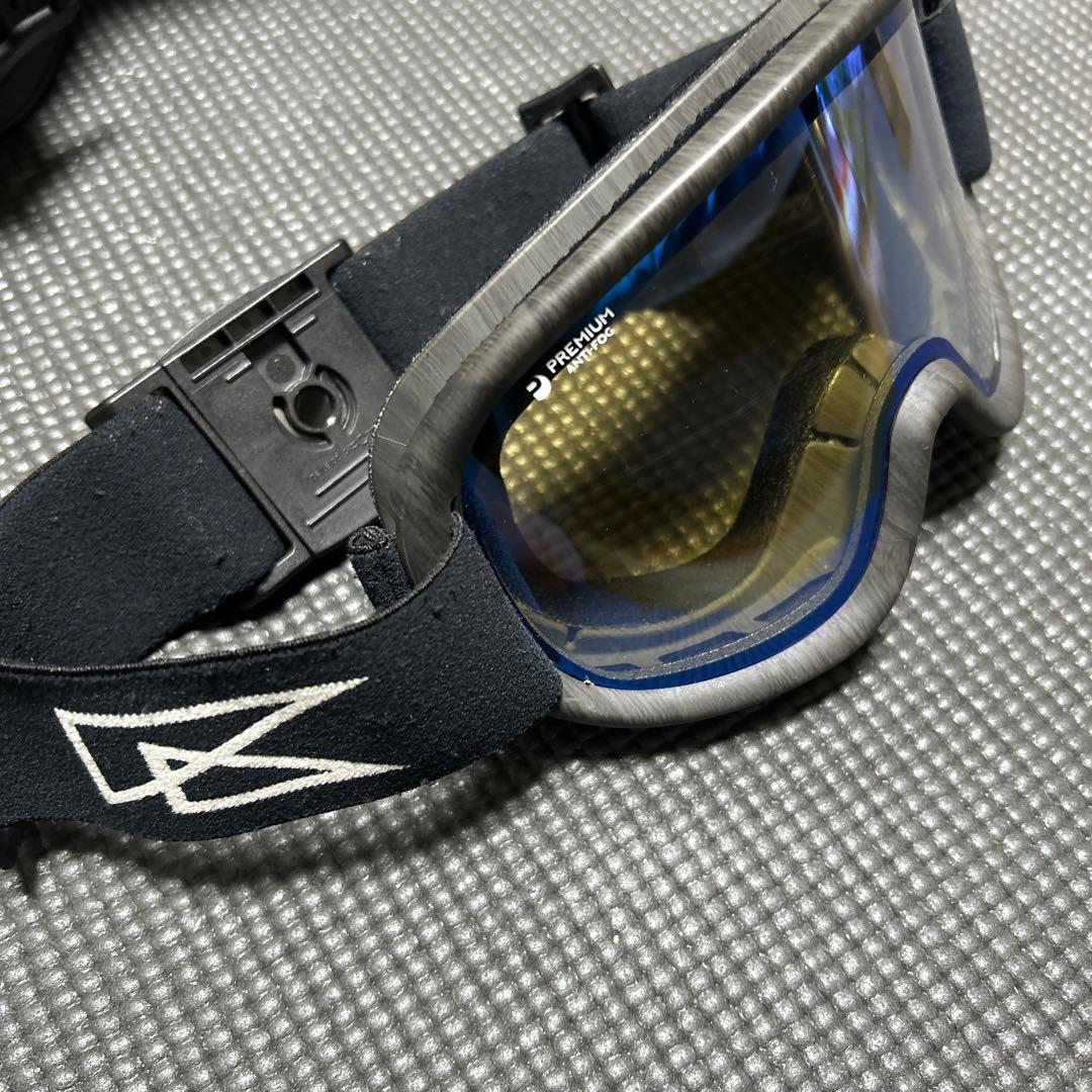 REVOLT super light frame 調光 ブルーレンズ ゴーグル