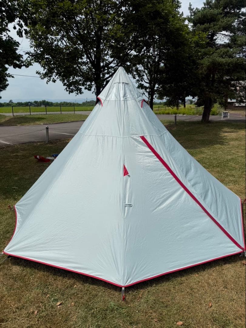 コールマン　ティピー　テント　夏用寝袋2つ,LEDライト,サキュレーター付き