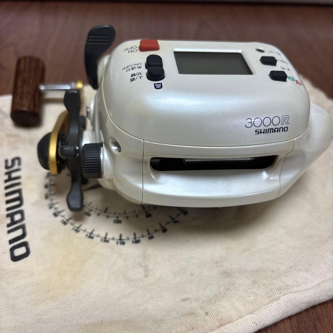 リール SHIMANO 3000R