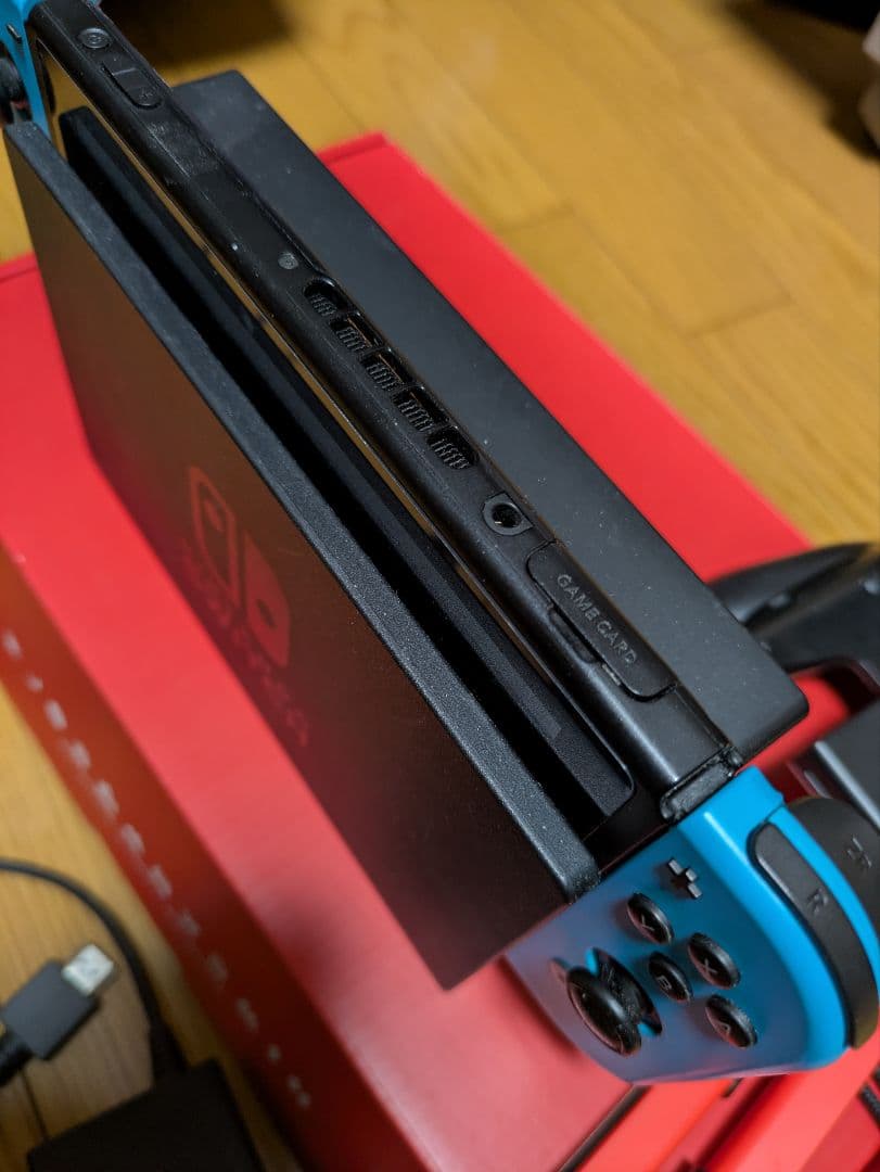 Nintendo Switch 本体+付属品 2017年製　未対策