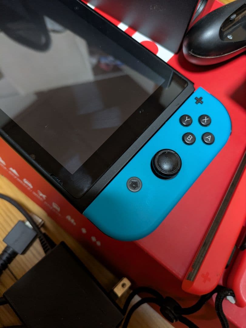 Nintendo Switch 本体+付属品 2017年製　未対策