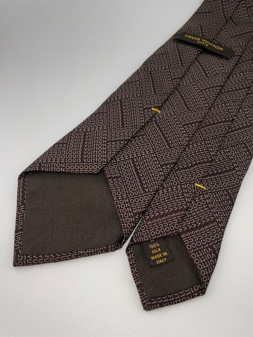 美品 ルイヴィトン ネクタイ ハイブランド モノグラム ブラウン ロゴ総柄