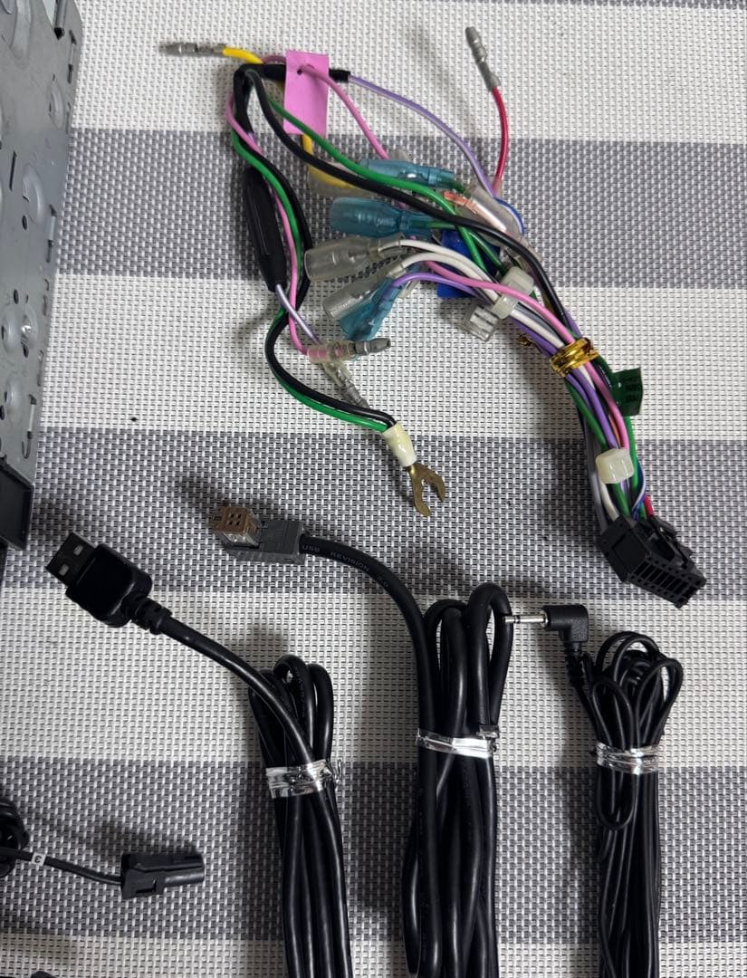 カロッツェリア カーナビ { AVIC-RZ09 } データ 2021