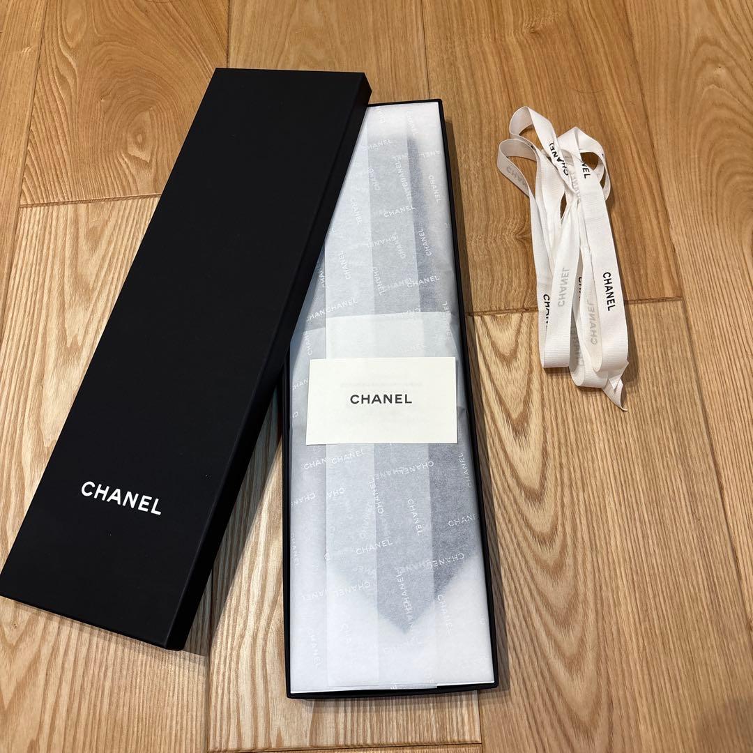 シャネル　ネクタイ　青