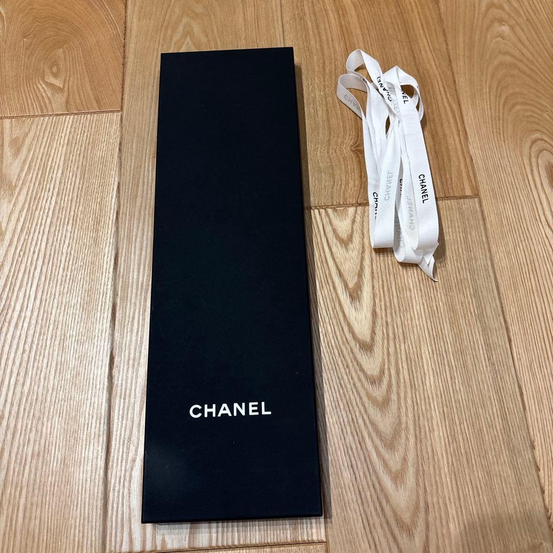 シャネル　ネクタイ　青