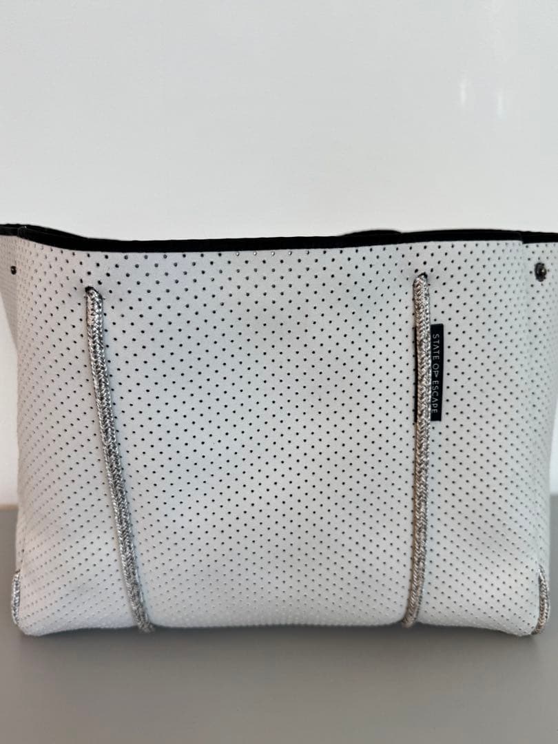 STATE OF ESCAPE ステイトオブエスケープ　ホワイト