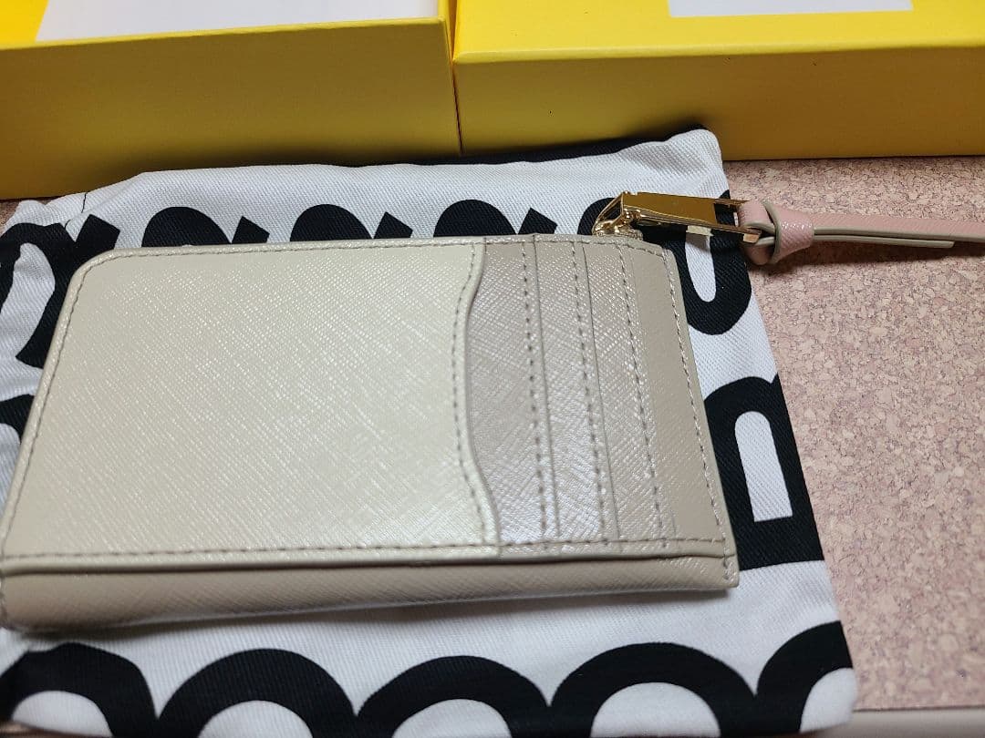 マークジェイコブス　MARC JACOBS　キーケース　ミニウォレット　財布