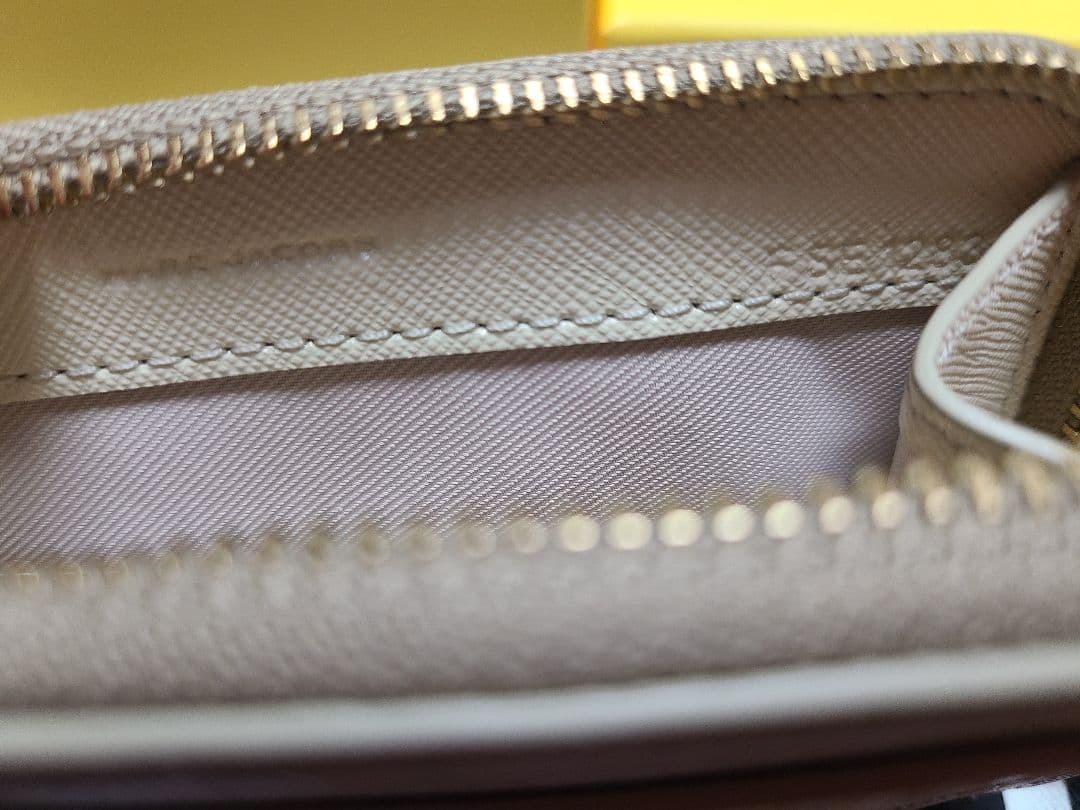 マークジェイコブス　MARC JACOBS　キーケース　ミニウォレット　財布