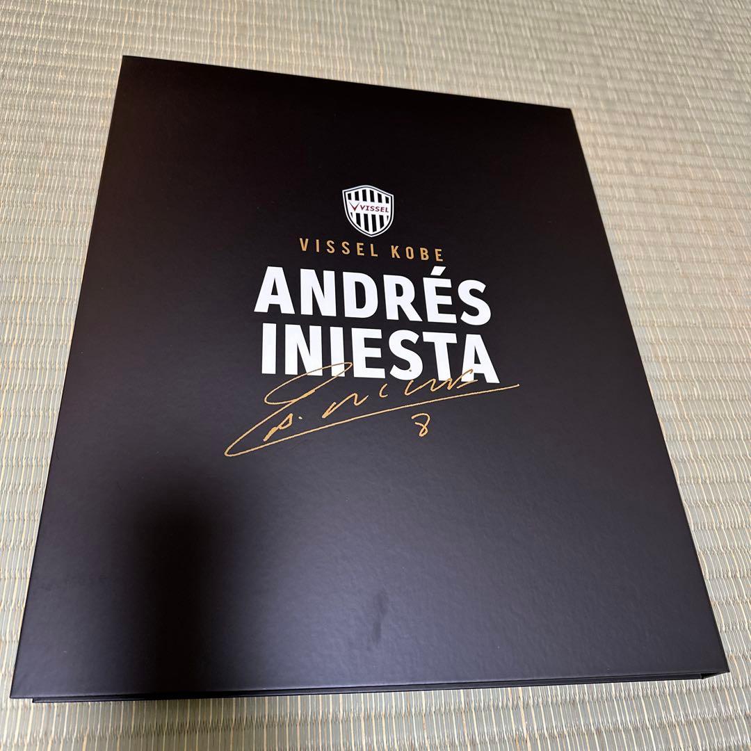 イニエスタ　レプリカユニフォーム　数量限定シリアルナンバー入BOX