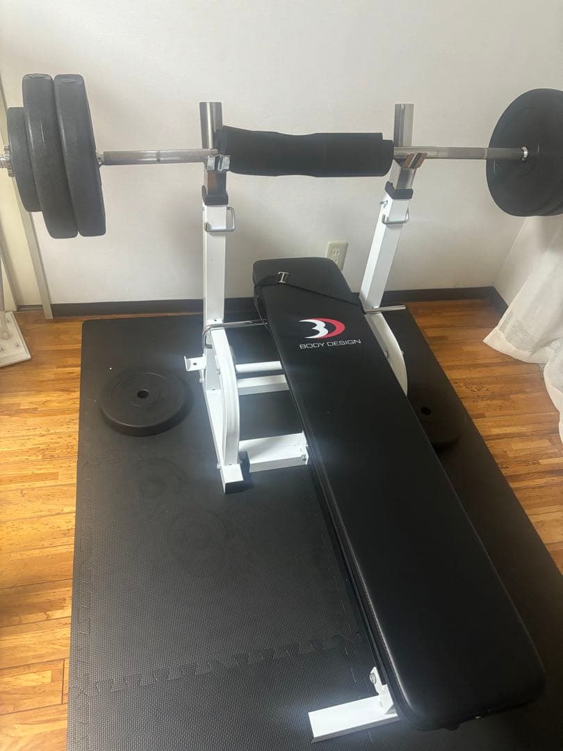 BODY DESIGN トレーニングベンチ 重量プレート付き