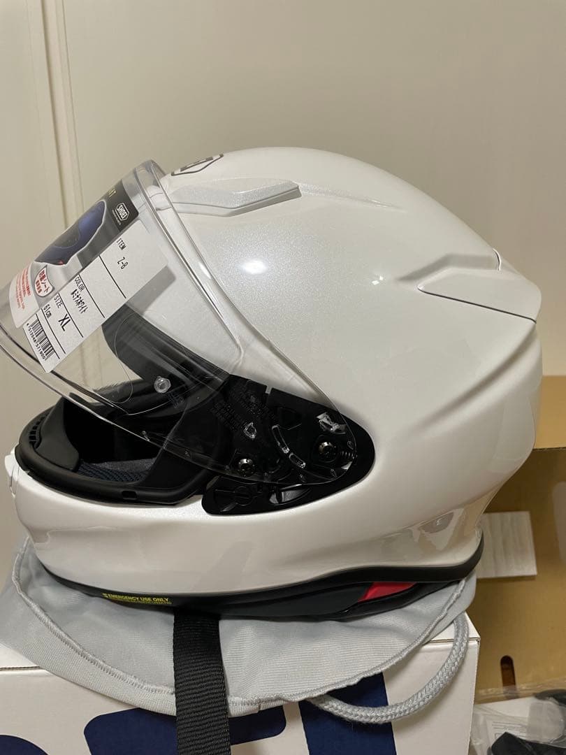 SHOEI Z-8 ヘルメット XL 送料込み　ルミナスホワイト