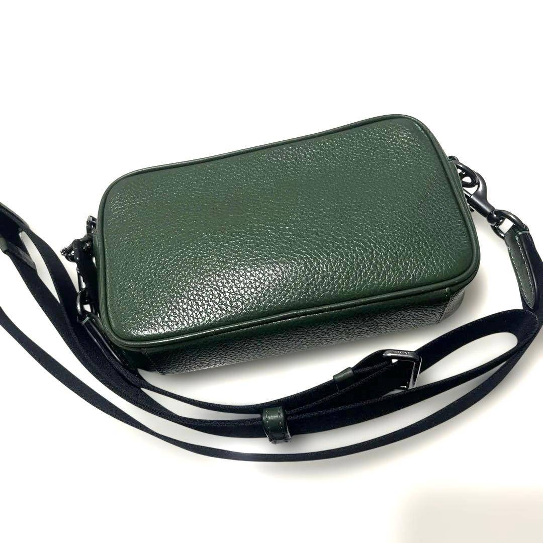 COACH グリーンレザー ショルダーバッグ