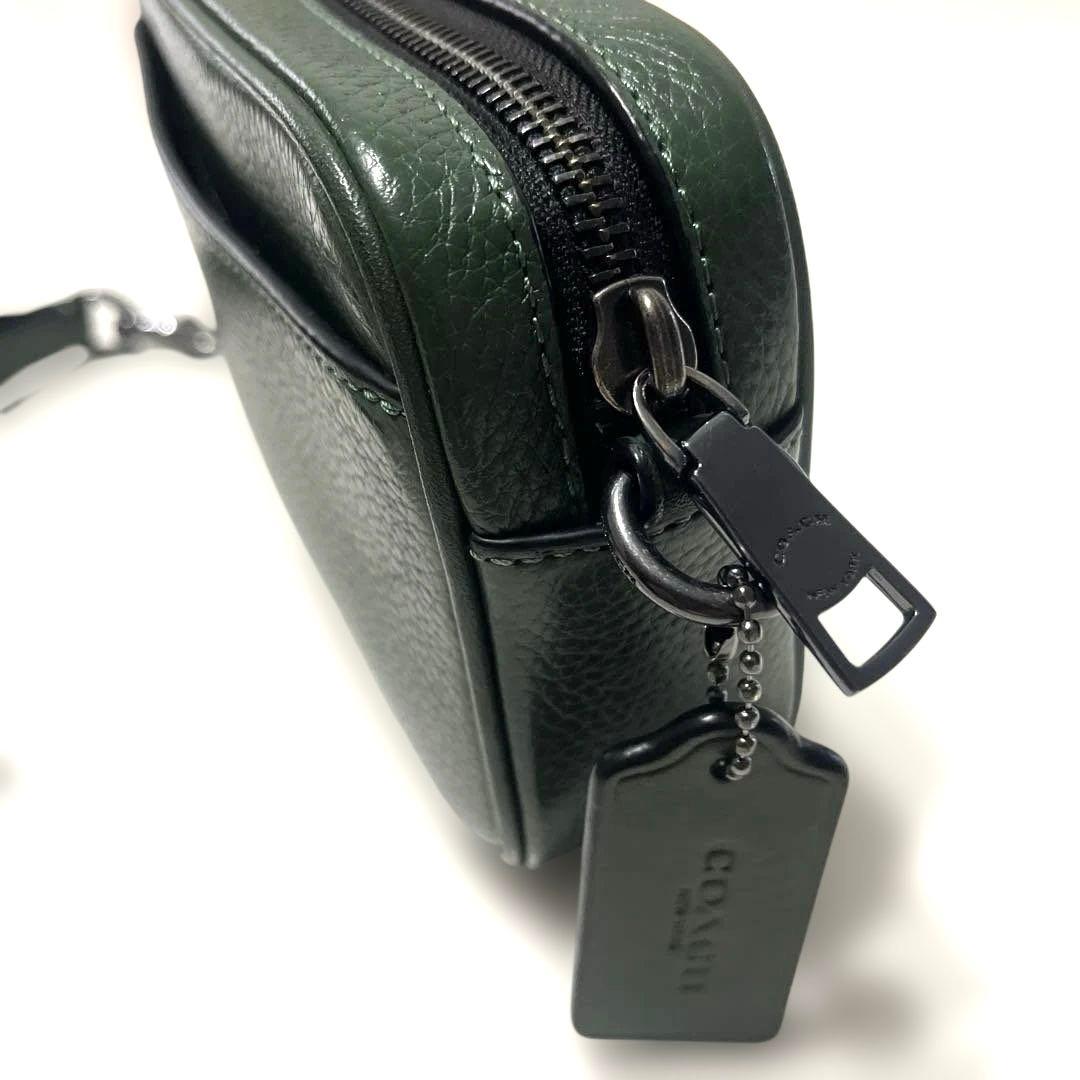 COACH グリーンレザー ショルダーバッグ