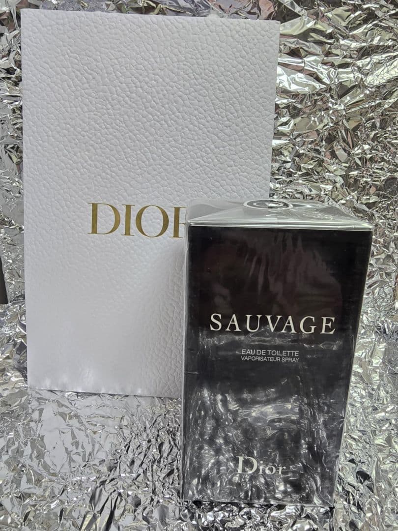 M*k様 Dior Sauvage Eau de Toilette 100ml