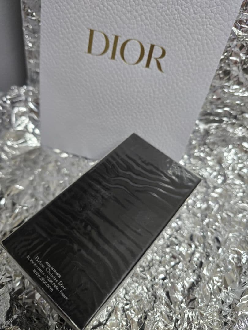 M*k様 Dior Sauvage Eau de Toilette 100ml