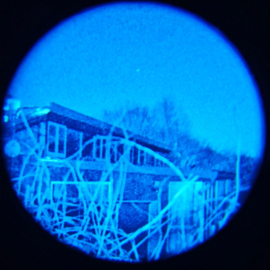 ねこすみ 【保証付】 PVS31　デジタルナイトビジョン 実動