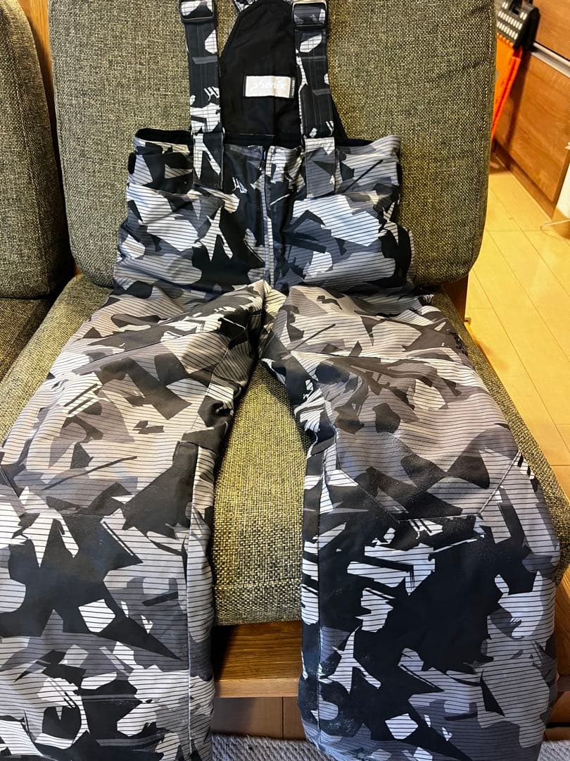 美品150サイズスキー、スノーボードウェア