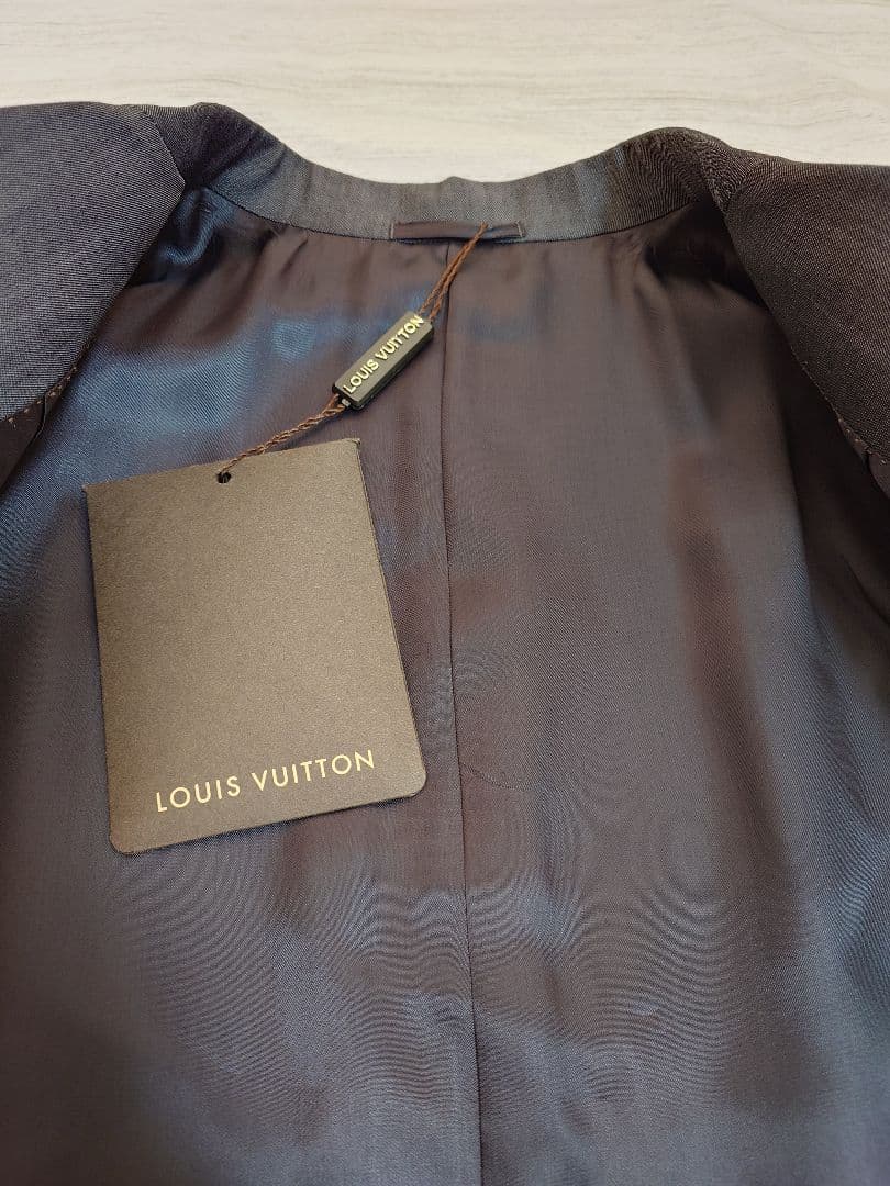 新品 LOUIS VUITTON 52 スーツ上下 ダークグレーシングル