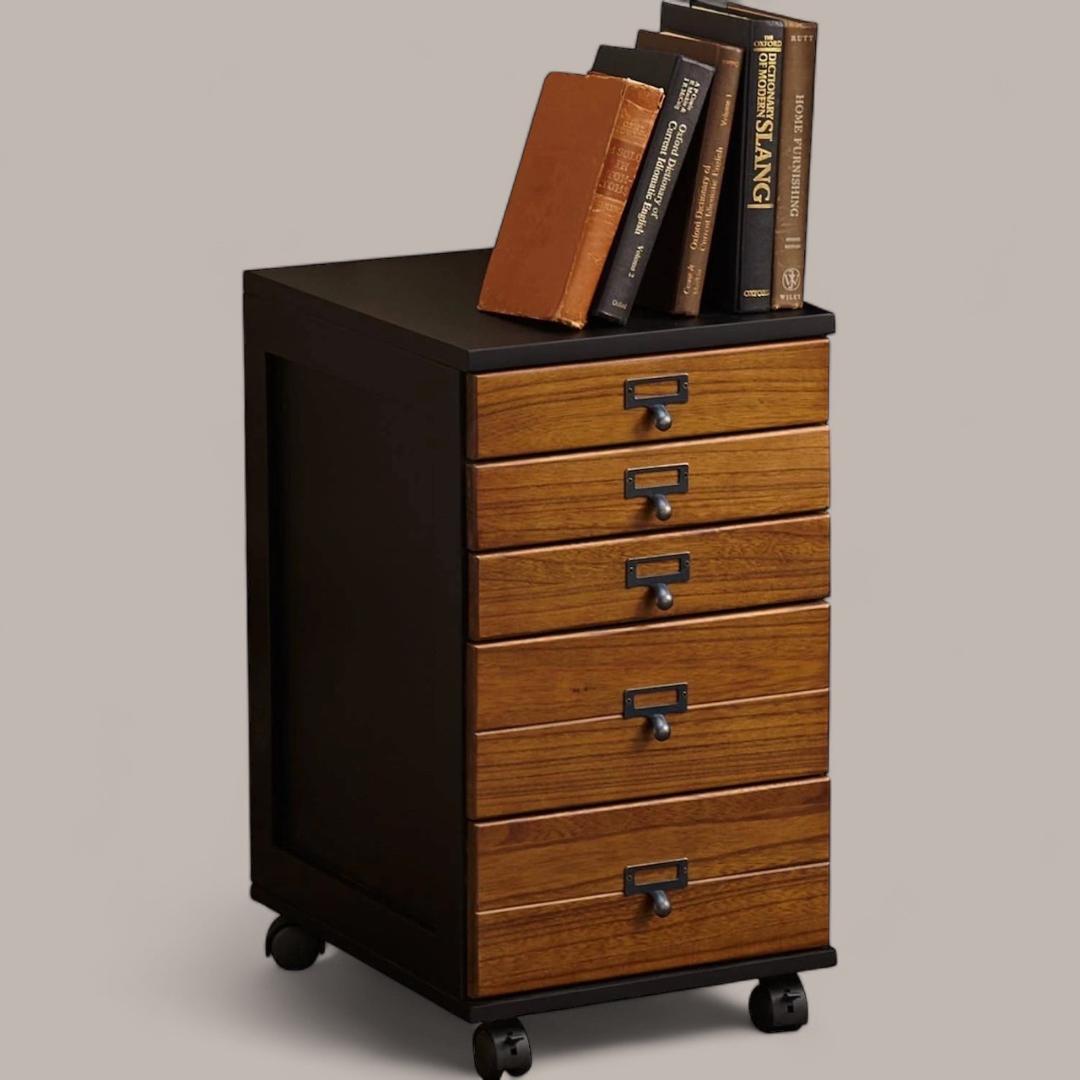 【新品】多段チェスト　キャスター付き　スタイリッシュ　アウトレット