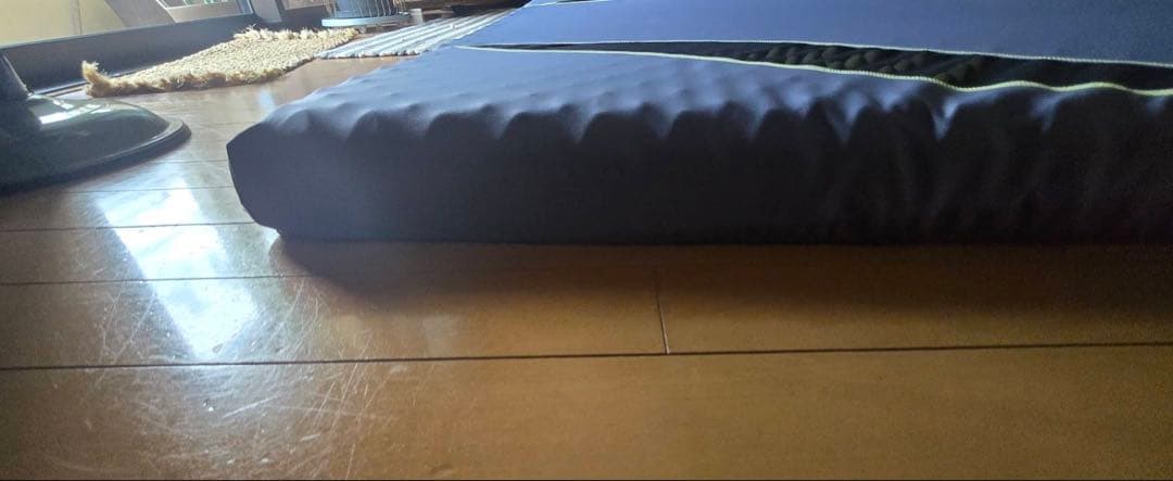 送料込】値下げ⭐︎西川　AiR01　セミダブル　厚さ14㎝　ベッドマットレス