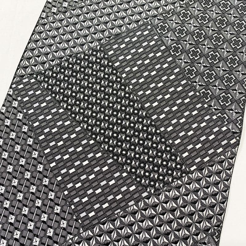 602mn19☆長尺 八寸名古屋帯 緻密な織り 幾何学文様 モノトーン☆美品