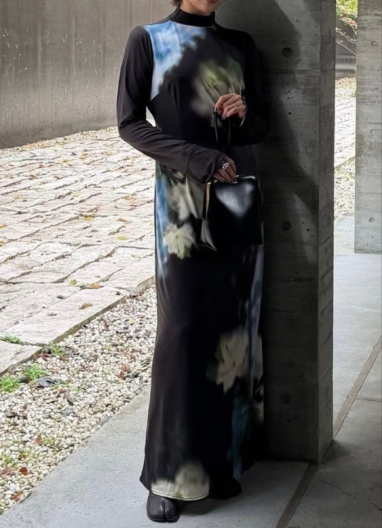 【わかな】　KnuthMarf blurryfloweronepiece