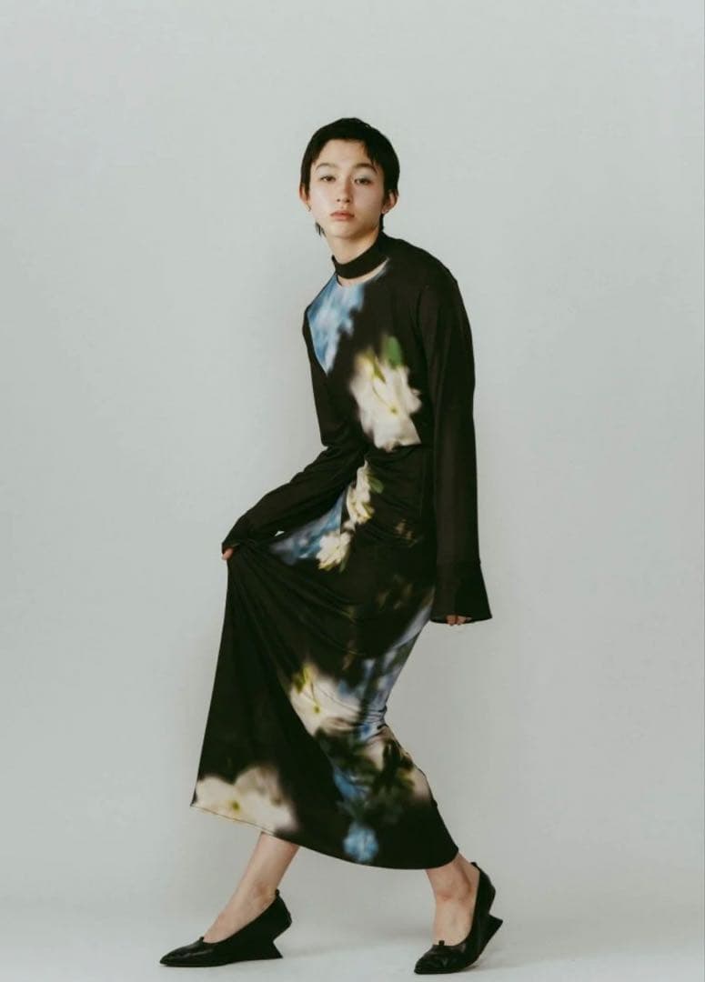 【わかな】　KnuthMarf blurryfloweronepiece