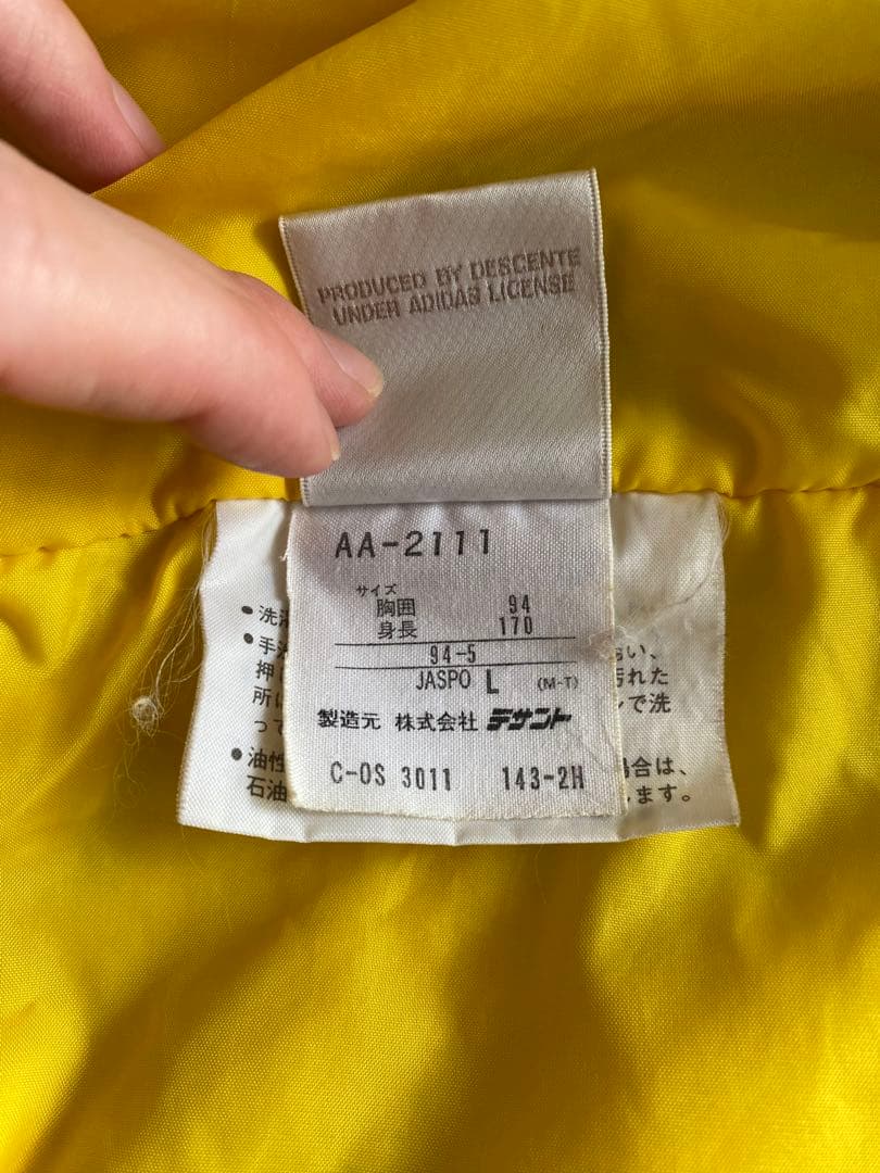 adidas デサント製　スキーウェア　ハーフジップ　ウェア　アウター