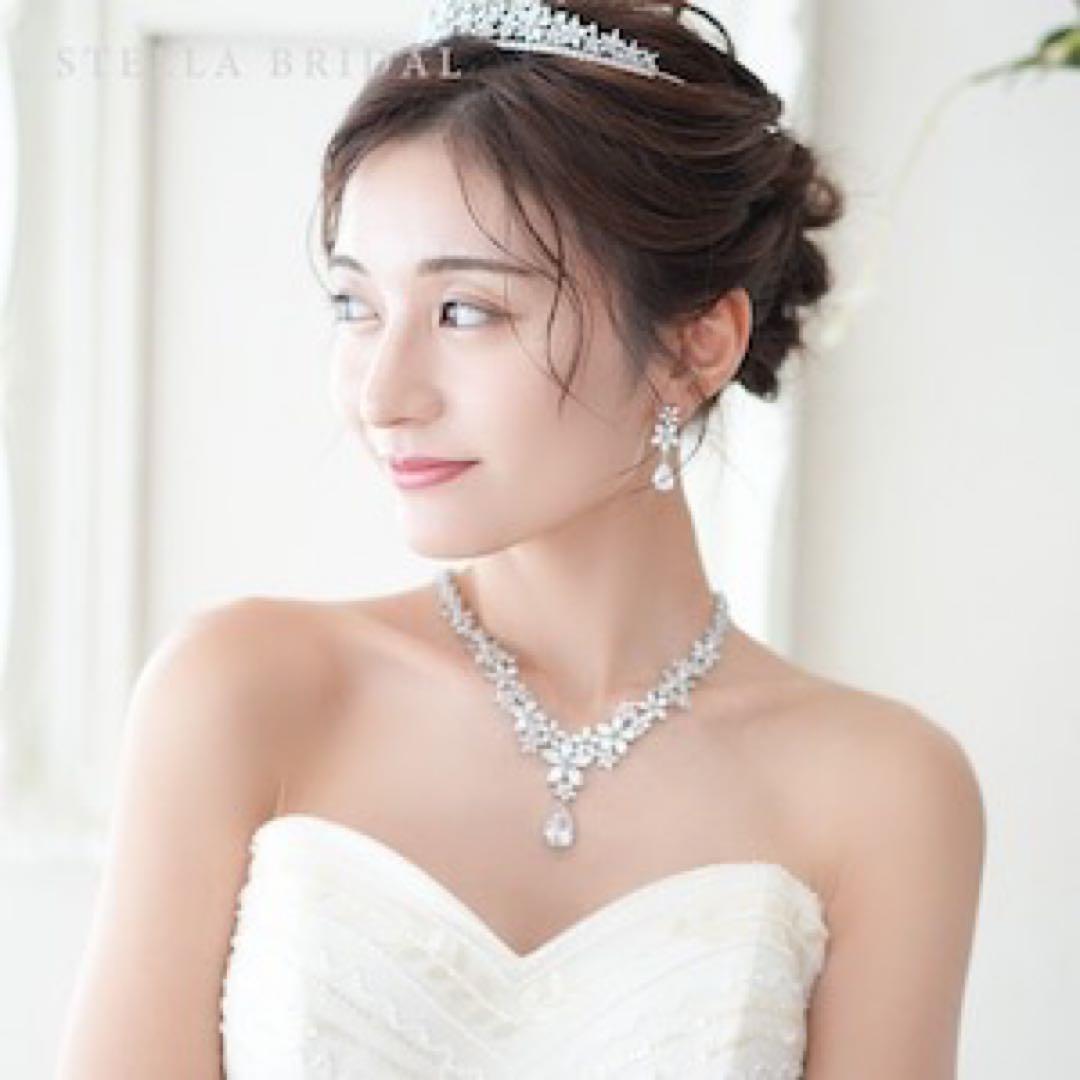 ブライダルアクセサリーセット　フラワーモチーフ