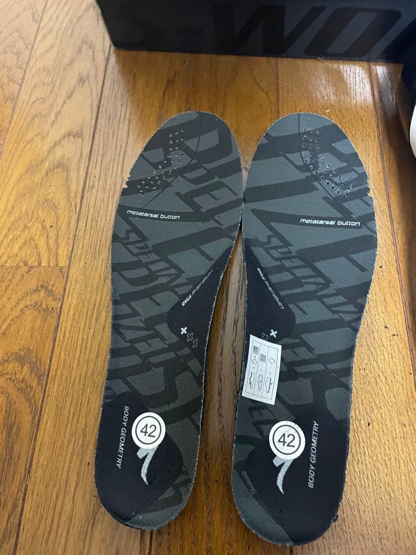 S-WORKS SUB6 RD ホワイト 42 EU