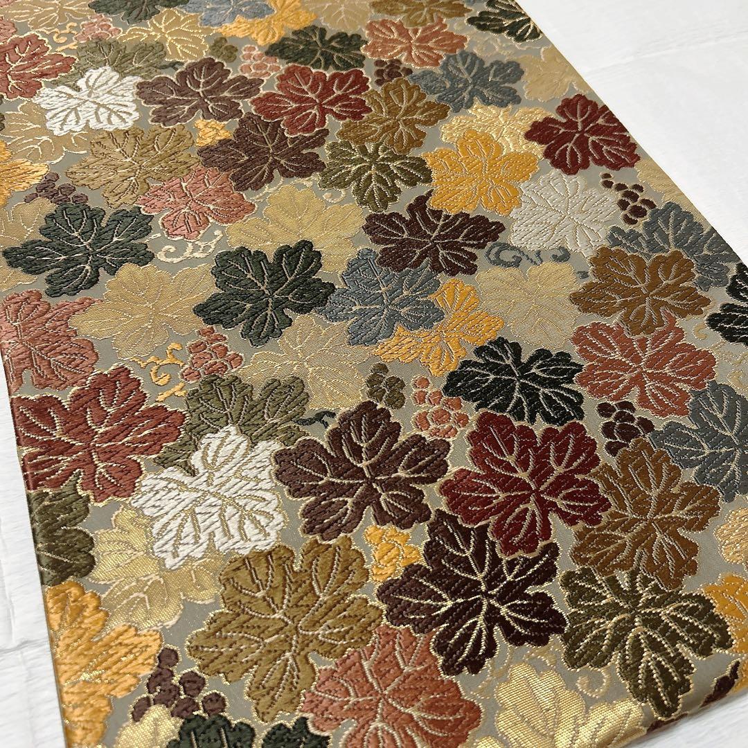 【婦人画報掲載品】袋帯　西陣織　葡萄葉文　正絹　逸品