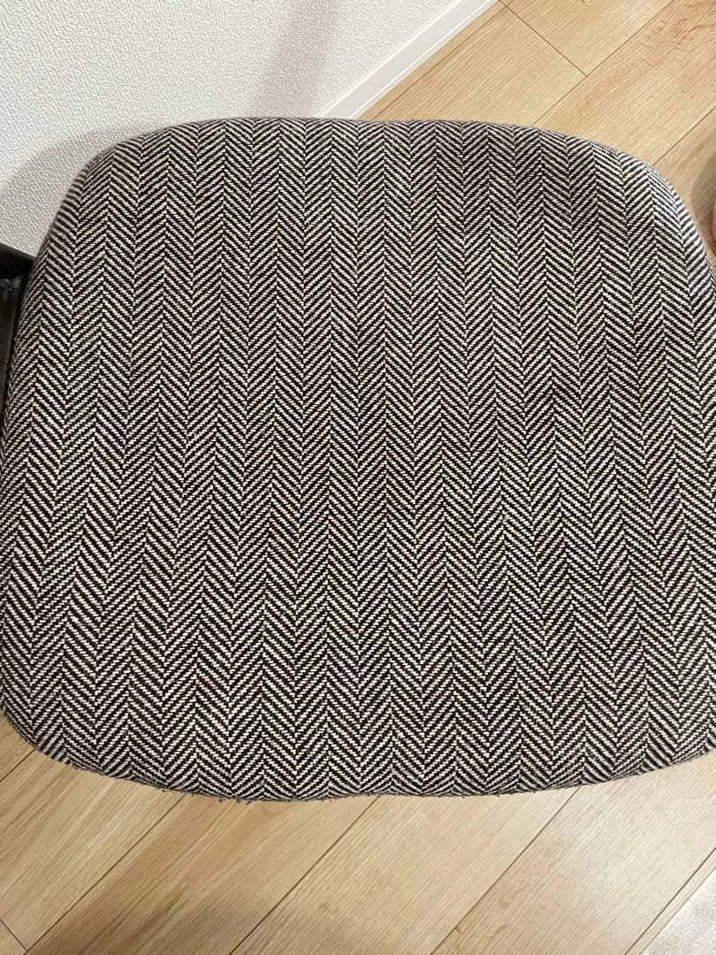 a.depeche / アデペシュ ダニス ショートアームチェア