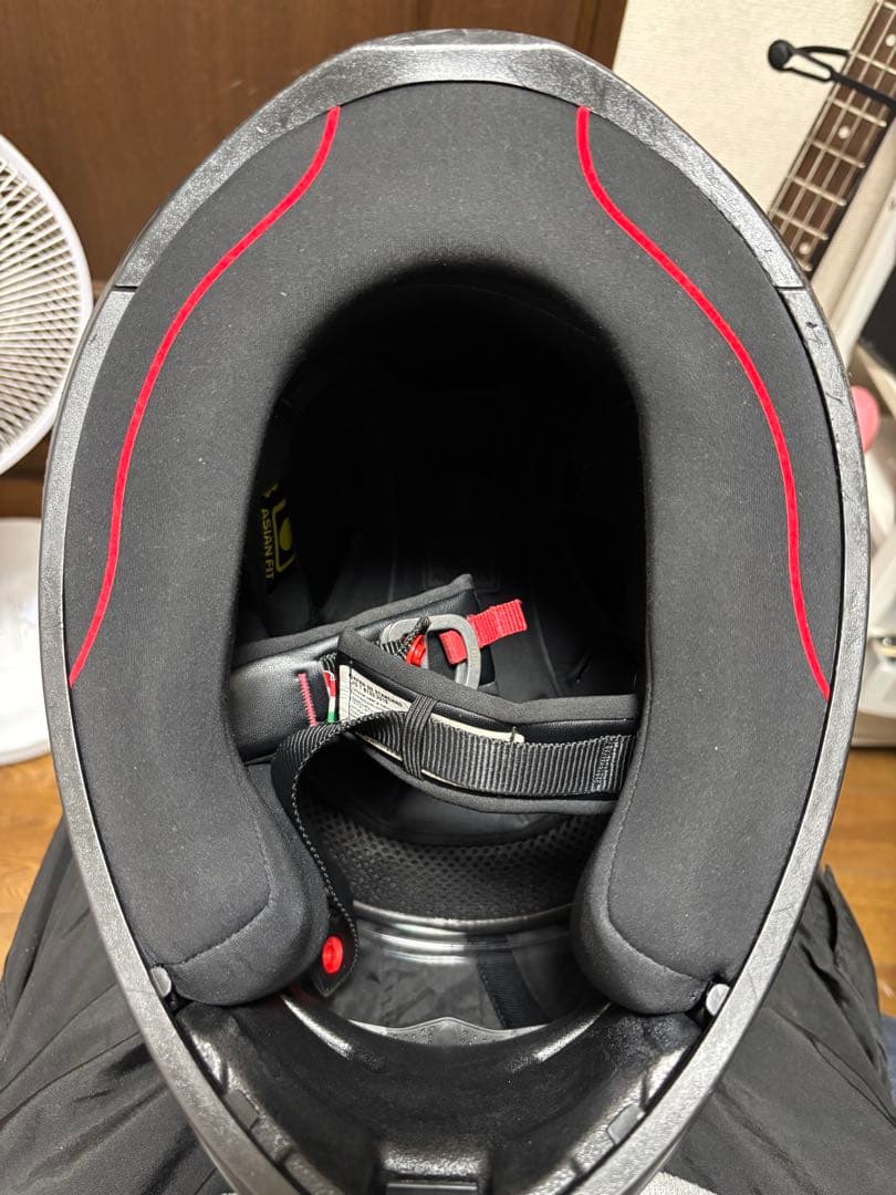 AGV ブラック フルフェイスヘルメット