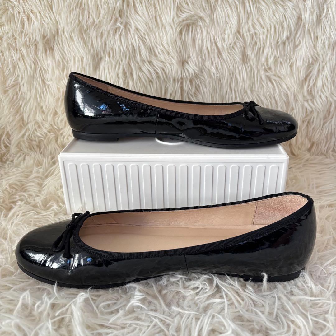 ✨マーガレットハウエル　パンプス バレエシューズ ブラック　エナメル　25.5