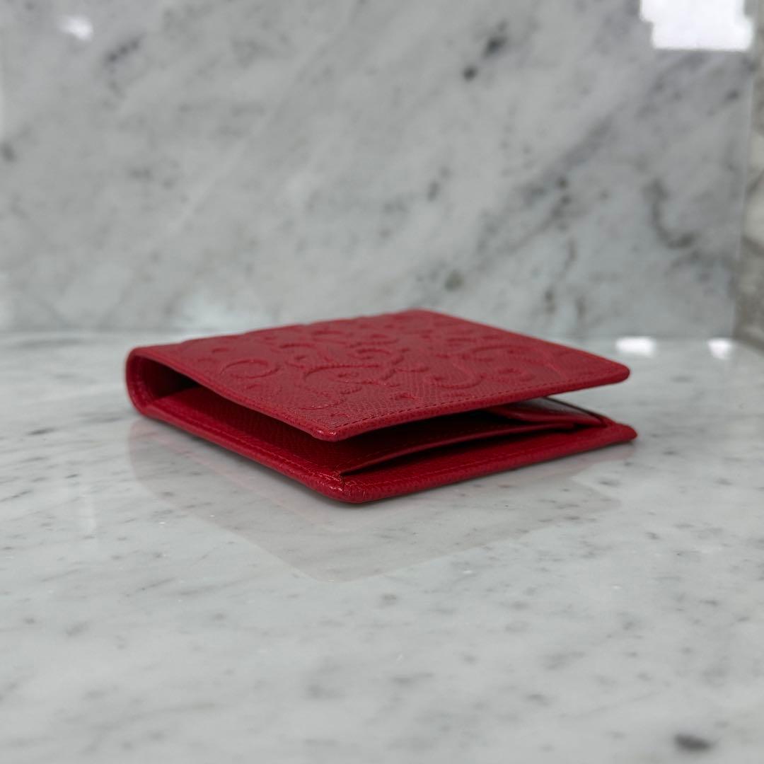 Yves Saint Laurent イヴサンローラン 二つ折り財布 赤 本革