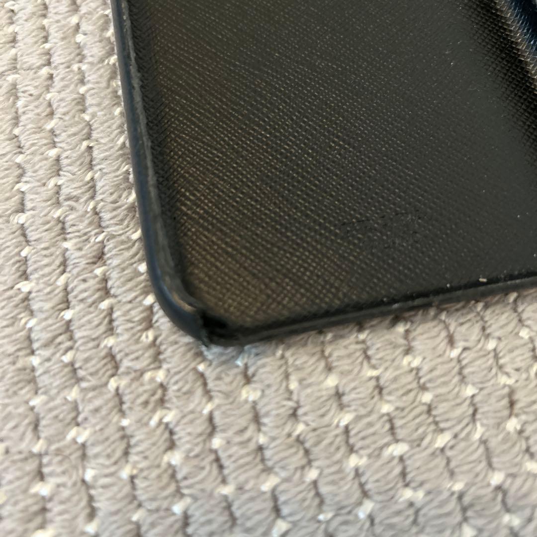 PRADA ブラックレザー iPhone11ケース