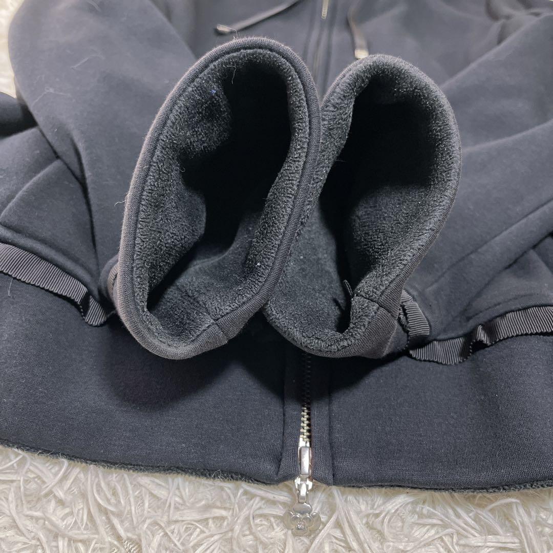 エムズグレイシー　裏微起毛　カメリアダブルジップ フリルパーカー 黒 Mサイズ