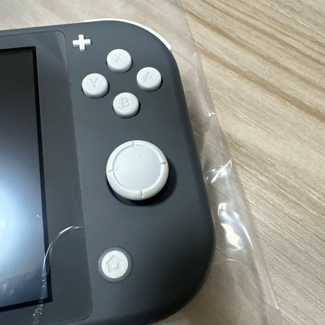 ニンテンドーSwitchライト　グレー　箱付属品あり