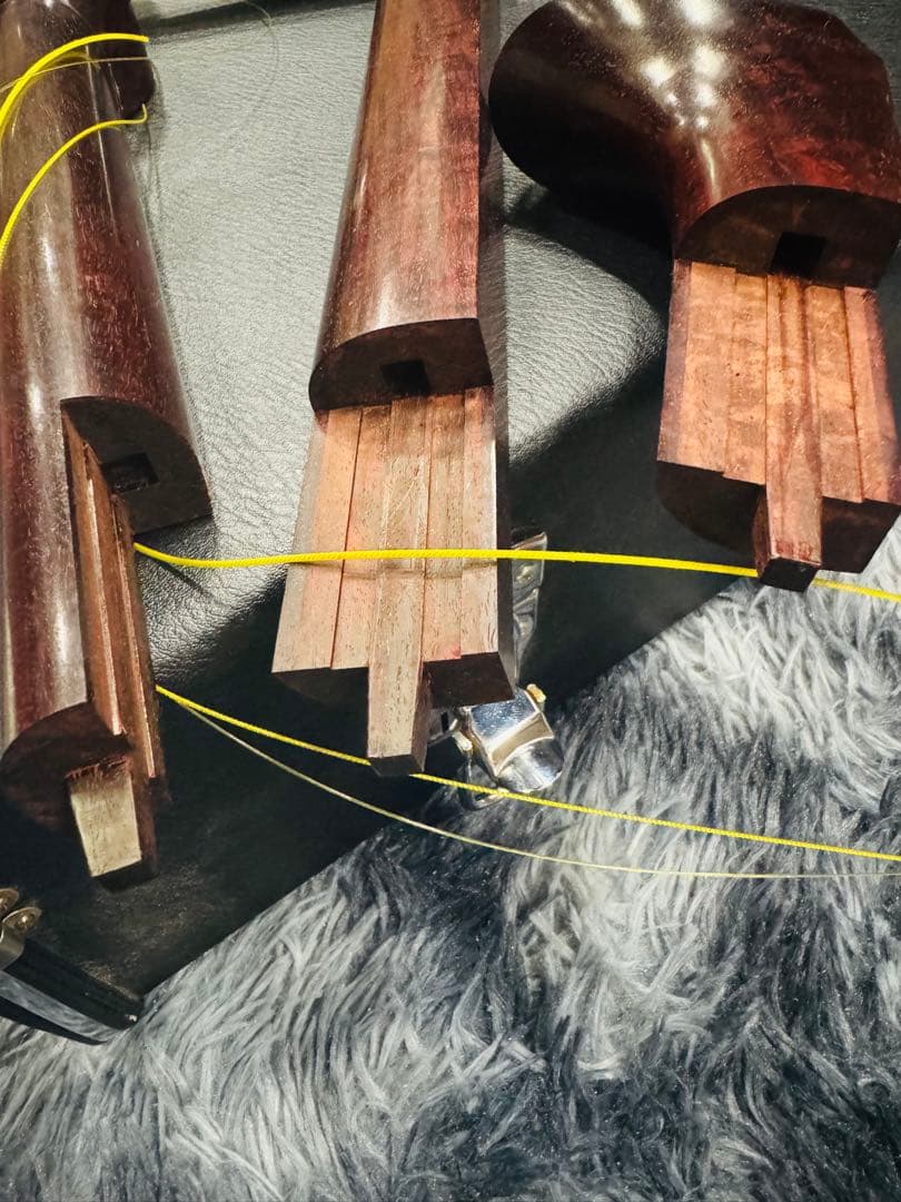 津軽三味線 黒檀糸巻 紅木 東さわり GP22 ハードケース付き 棹幅3cm