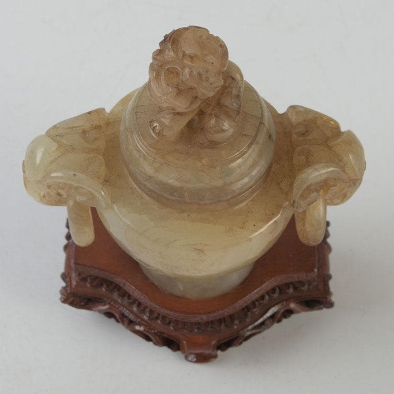 中国　玉石彫刻　獅子摘　双耳遊環　飾壷　香炉　唐木台付　N　8606