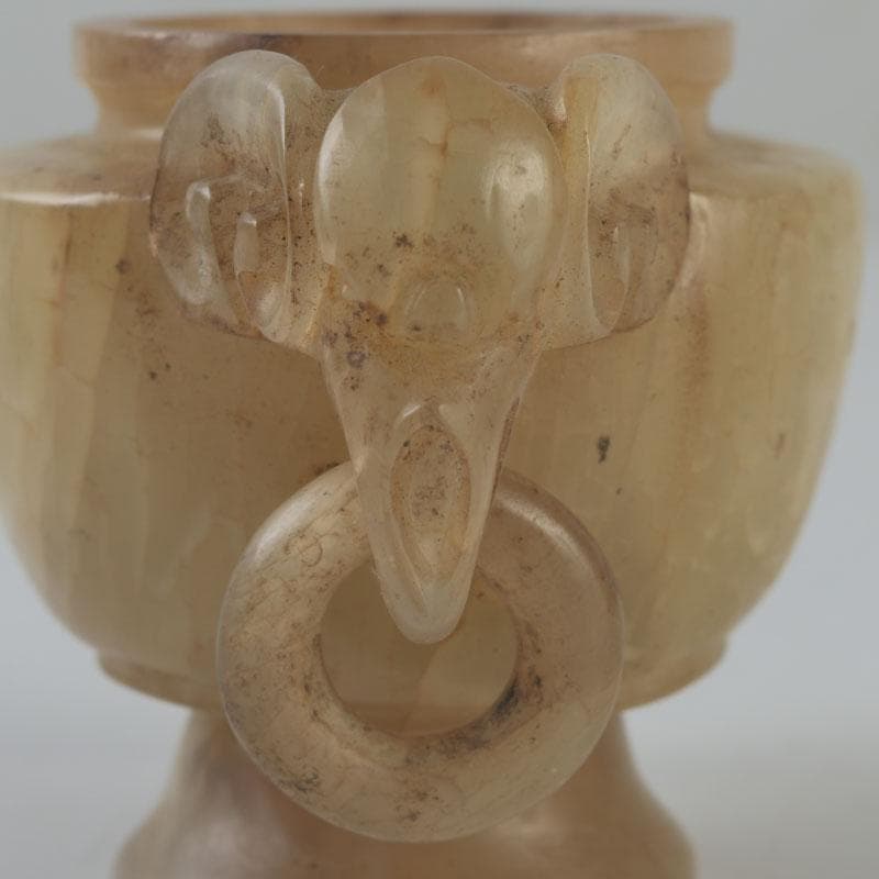 中国　玉石彫刻　獅子摘　双耳遊環　飾壷　香炉　唐木台付　N　8606