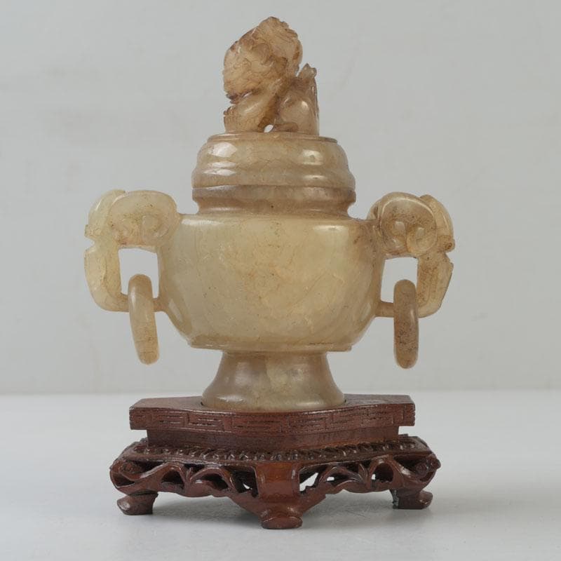 中国　玉石彫刻　獅子摘　双耳遊環　飾壷　香炉　唐木台付　N　8606
