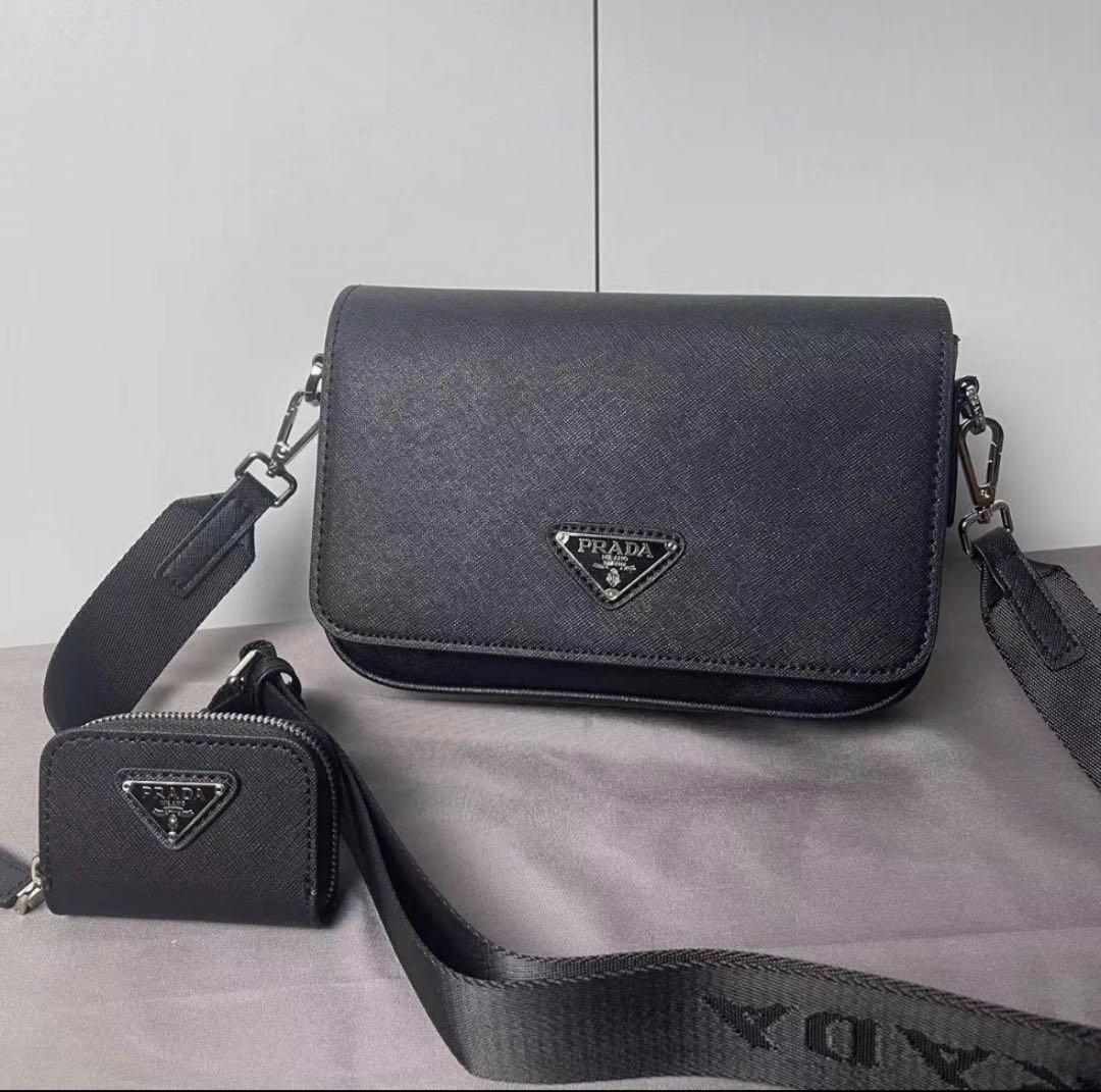 PRADA ブラック ショルダーバッグふくふく様