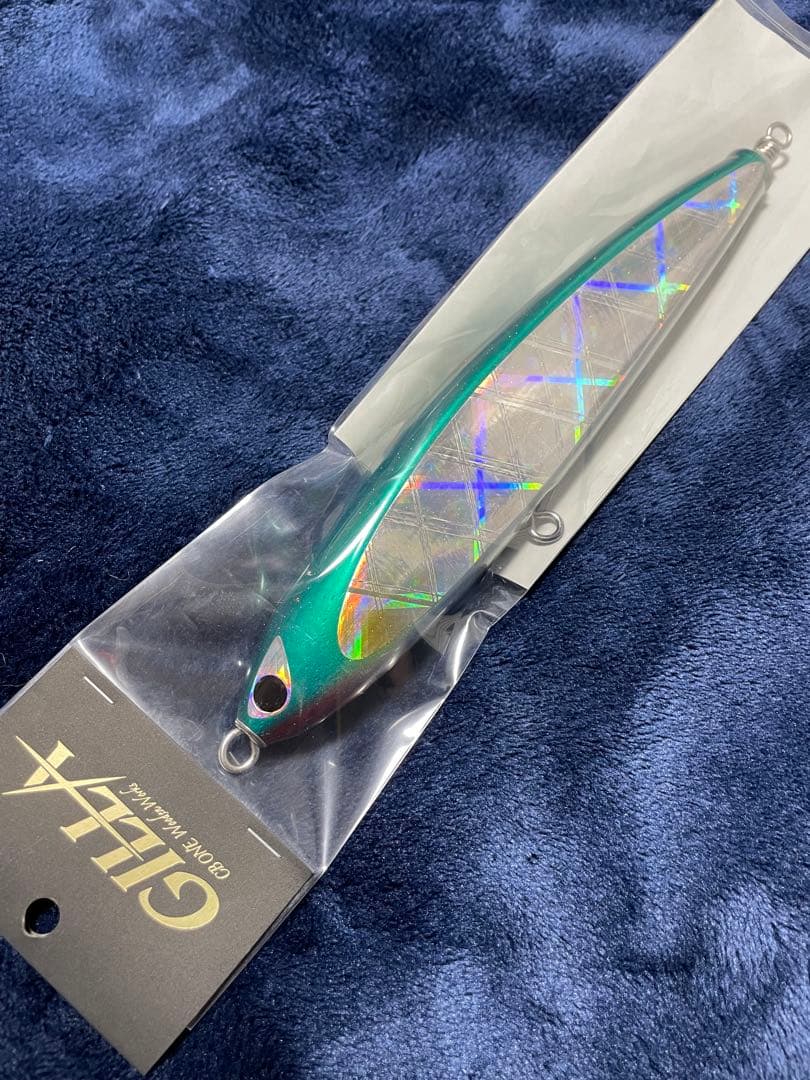 cbone ギラ 220 シービーワン　カーペンター　貝田ルアー　ビーコン