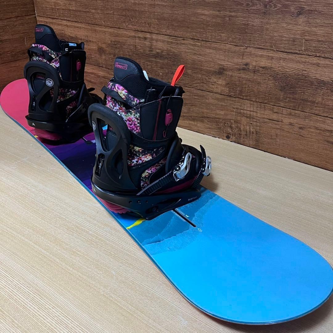 美品　BURTON バートン　レディース　フライングV スノーボード　5点セット
