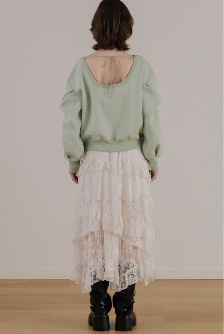 トップス THETOE Opern Off-shoulder Sweat