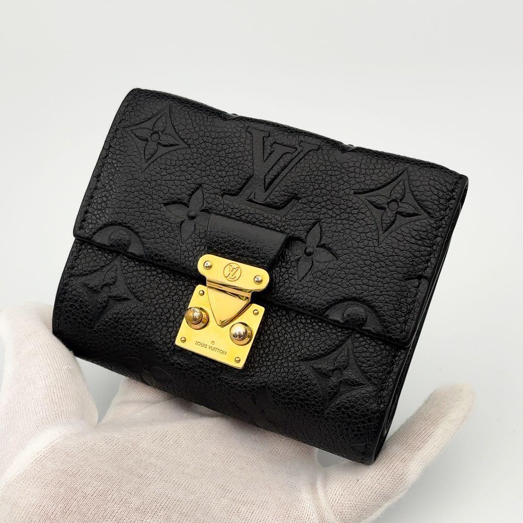 現行モデル★美品★ルイヴィトン アンプラント メティス コンパクト 黒 折り財布