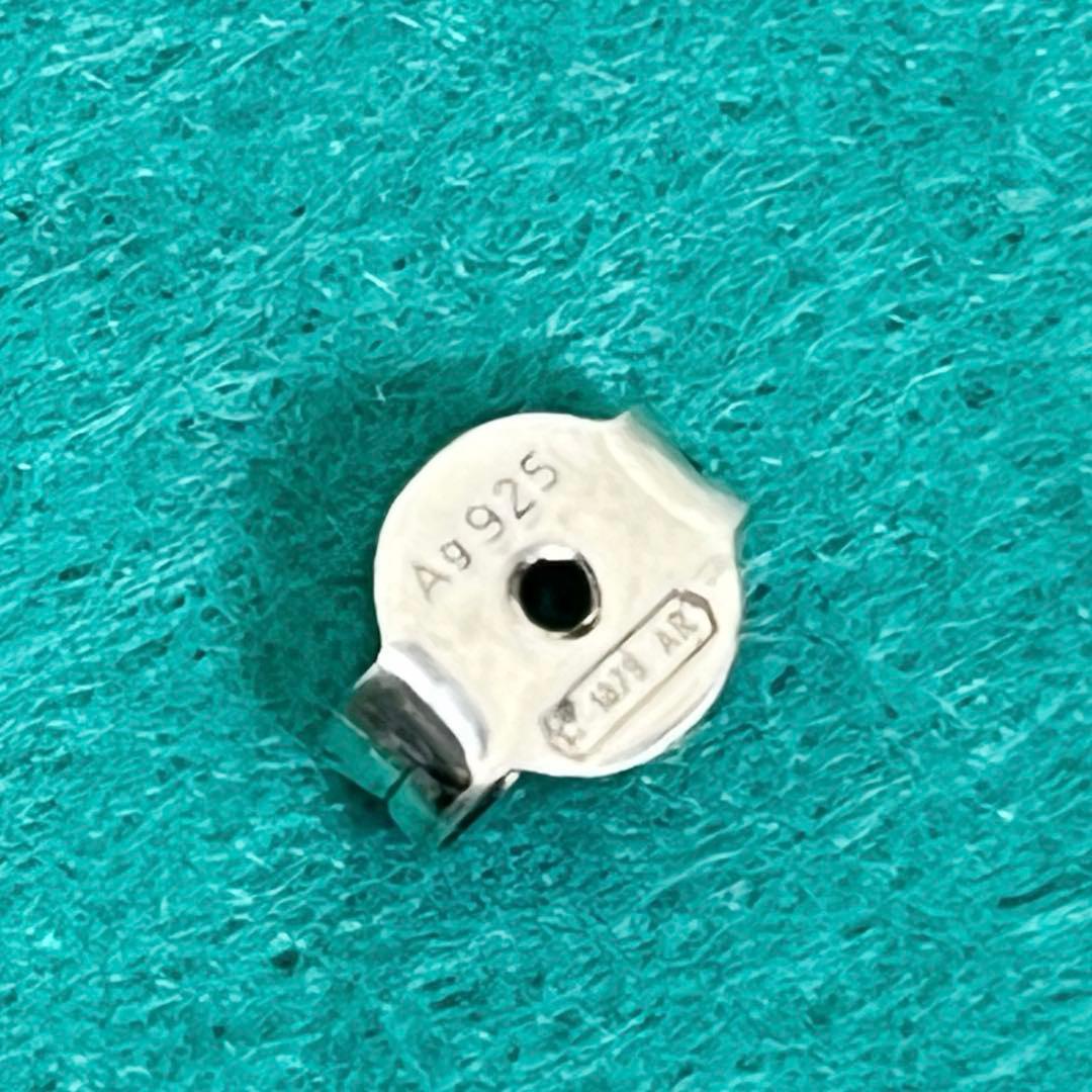 美品‼️GUCCI 燻‼️インターロッキングピアス　片耳